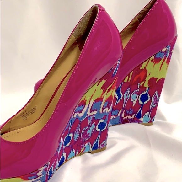 STEVE MADDEN WEDGE PUMPS - Picture 5 of 7